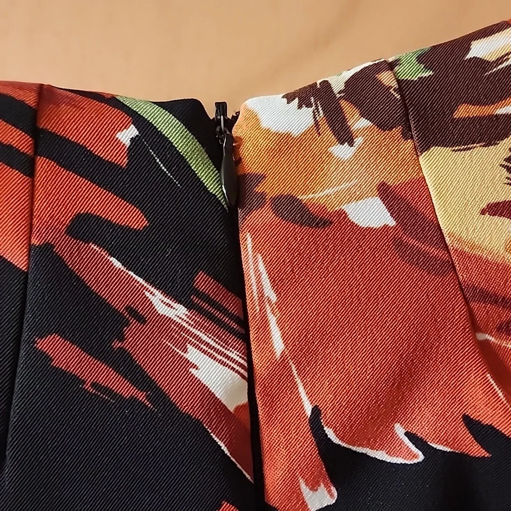 Connected Apparel - Picture 4 of 4